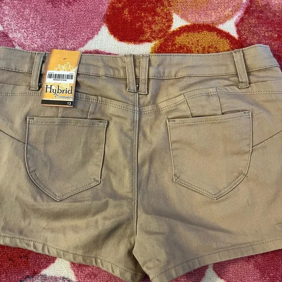 Butt lifting shorts - Picture 2 of 5